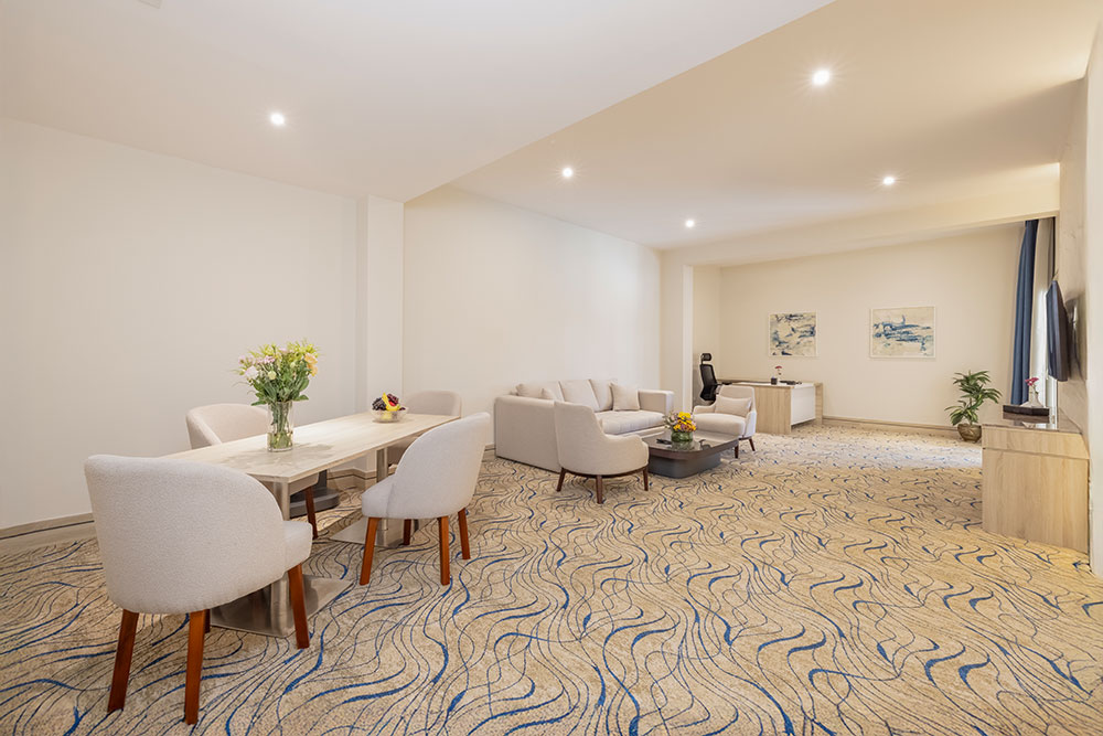 Antoniades Premium Suite